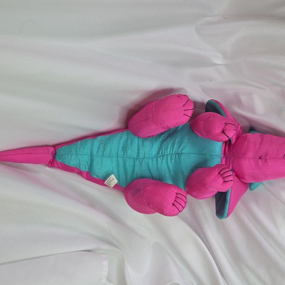 Hot Pink dinosaur nylon plush vintage 1990s international silver Loose Thread - Picture 16 of 17
